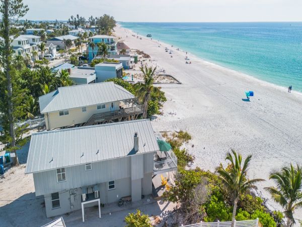 Anna Maria Island Just Renovated Beach Cottage Right on the Sand!